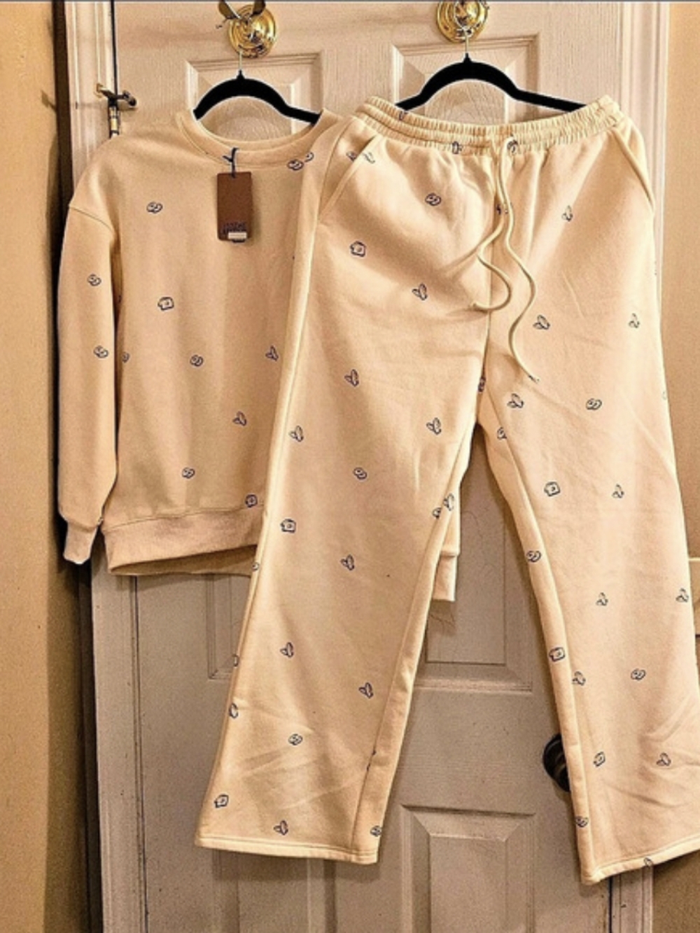 Sunday Edition Cream Printed Lounge Set Size Small NEW